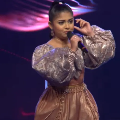 Rowdy Baby (The Voice Sri Lanka) - Siyumi Sachinthani
